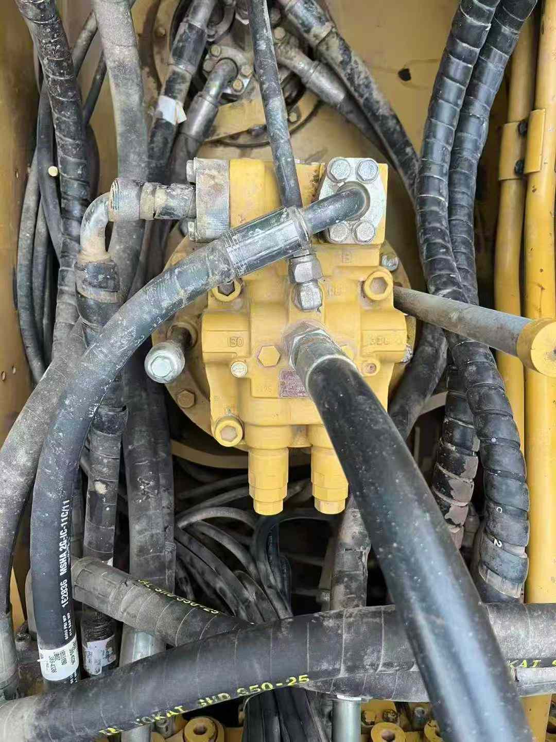 Used Caterpillar 320D Excavator 2014 Model / 5