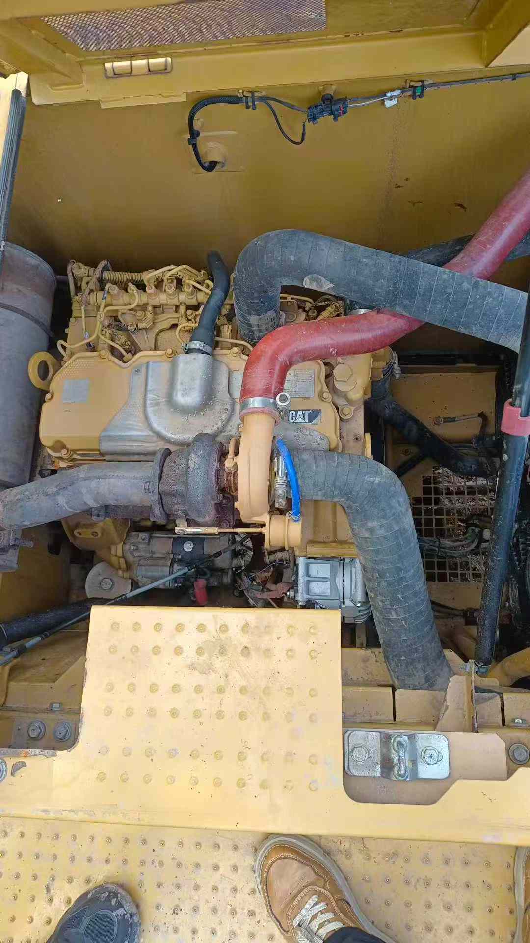 Buy Caterpillar 320GC Used Excavator / 8 Used Caterpillar 320GC Excavator 2018 Model / 8