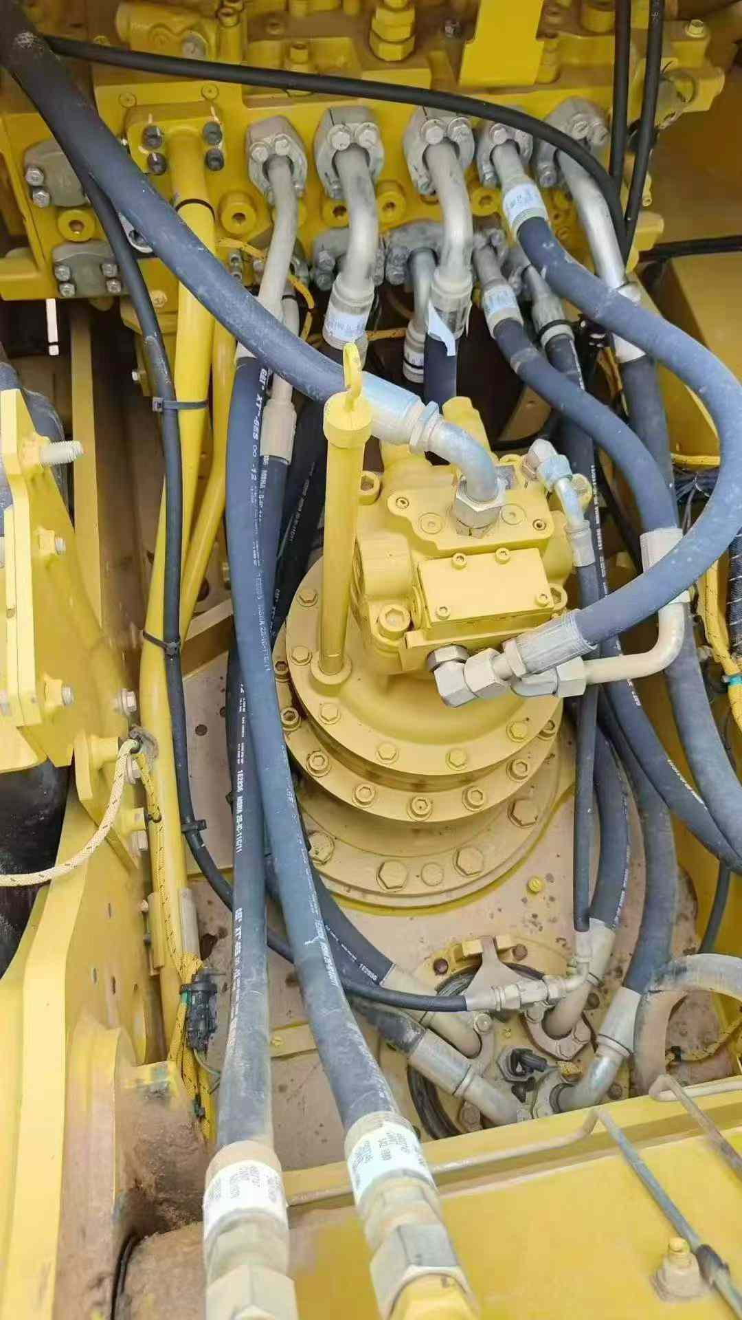 Used Caterpillar 323 Excavator 2019 Model / 6