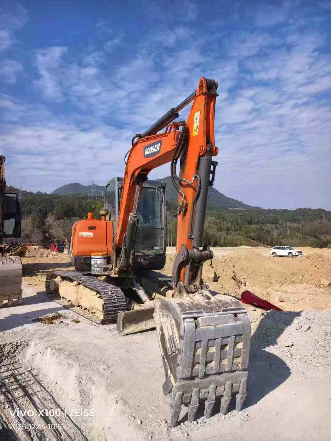 Used Doosan DH55 Excavator 2018 Model / 6