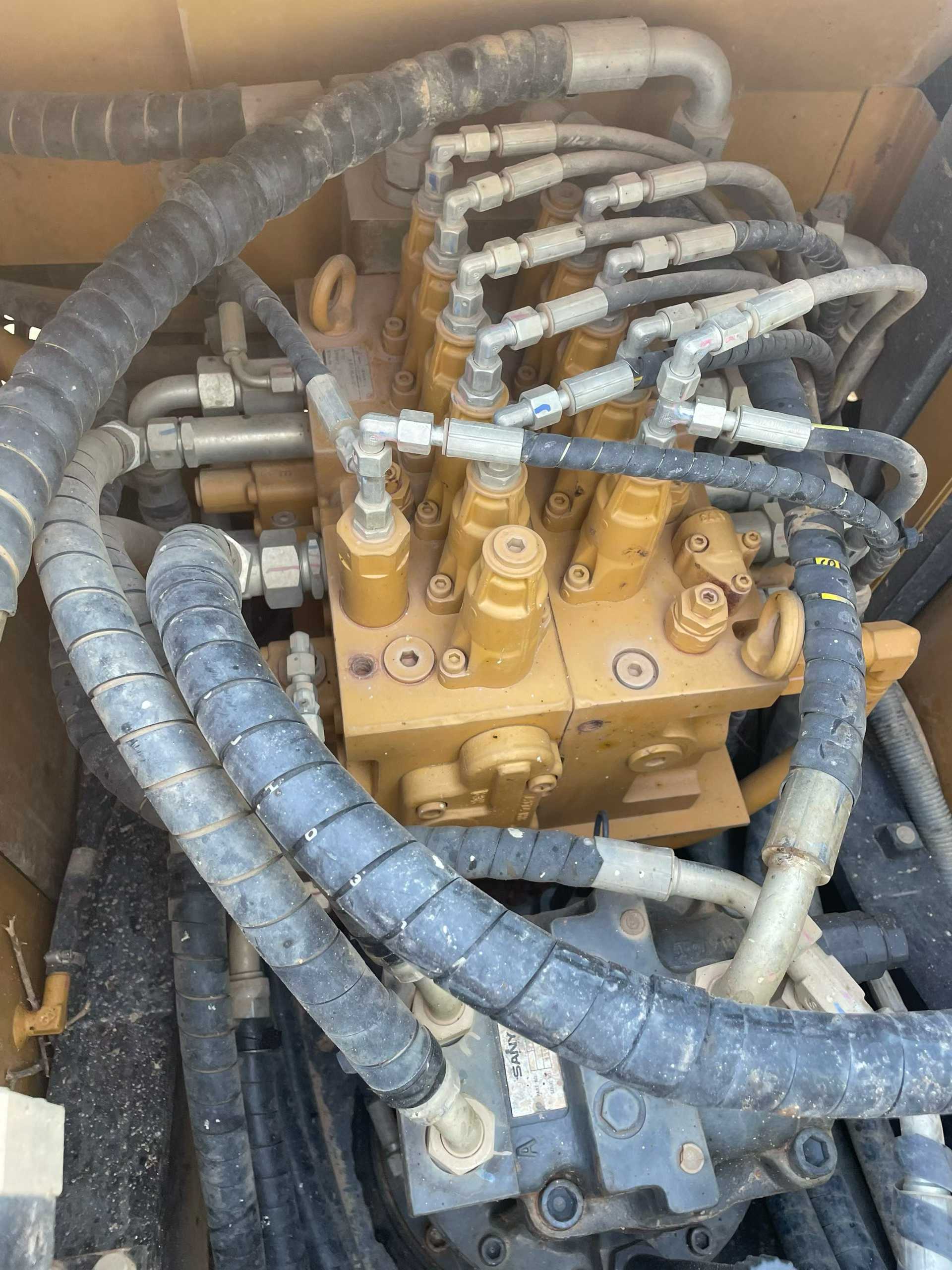 Used Sany SY135 Excavator 2021 Model / 6