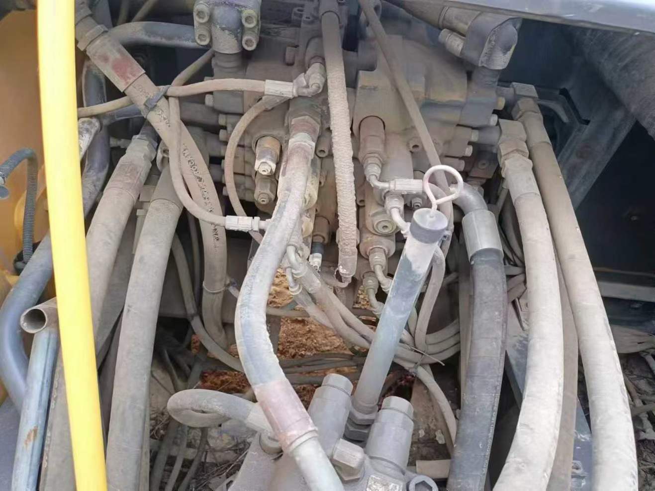 Used Volvo EC200 Excavator 2018 Model / 5