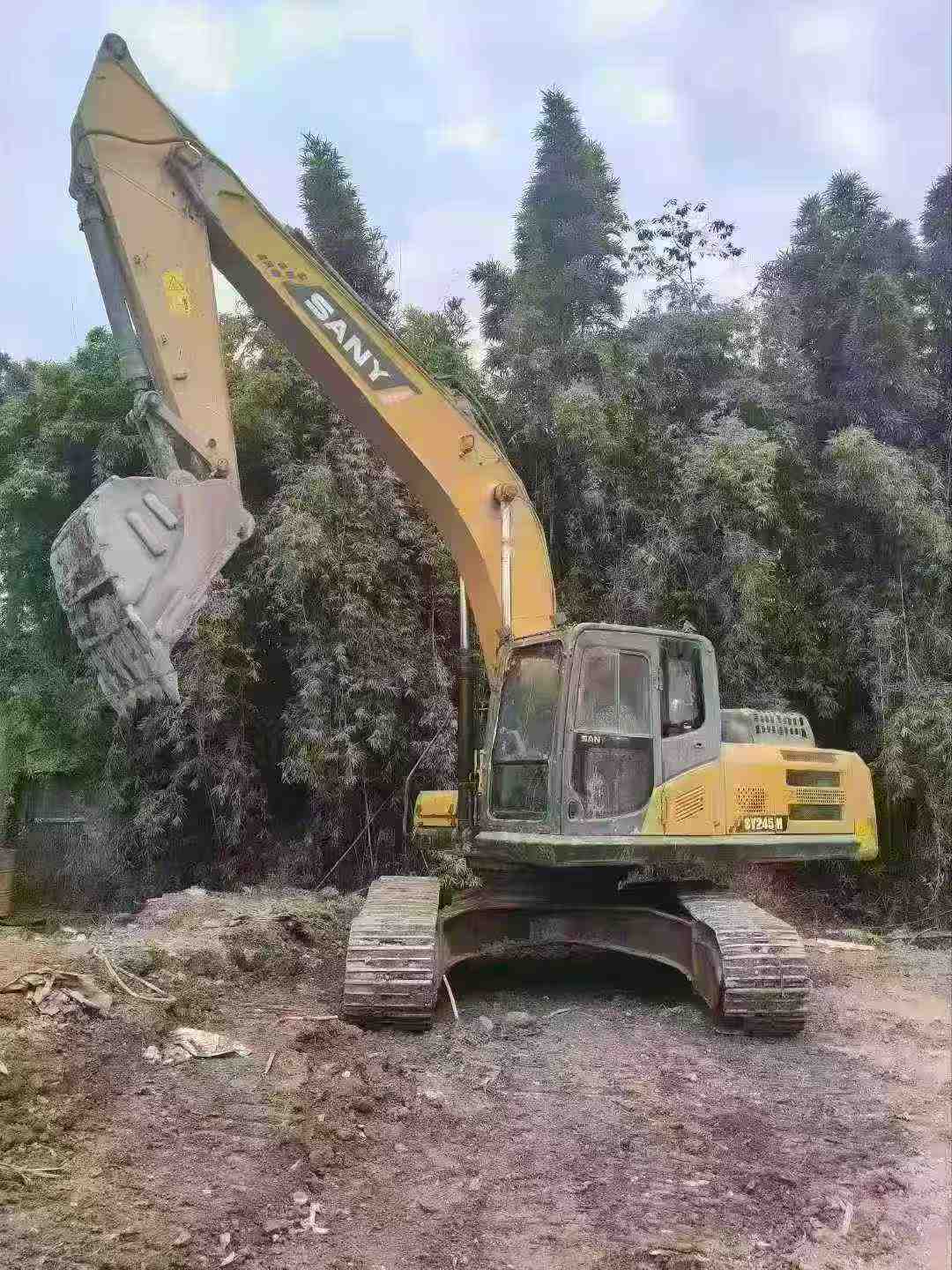 Used Sany SY245H Excavator 2017 Model / 3