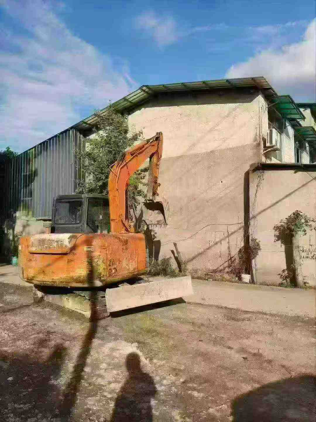 Used Hitachi ZX60-5G Excavator 2016 Model / 3