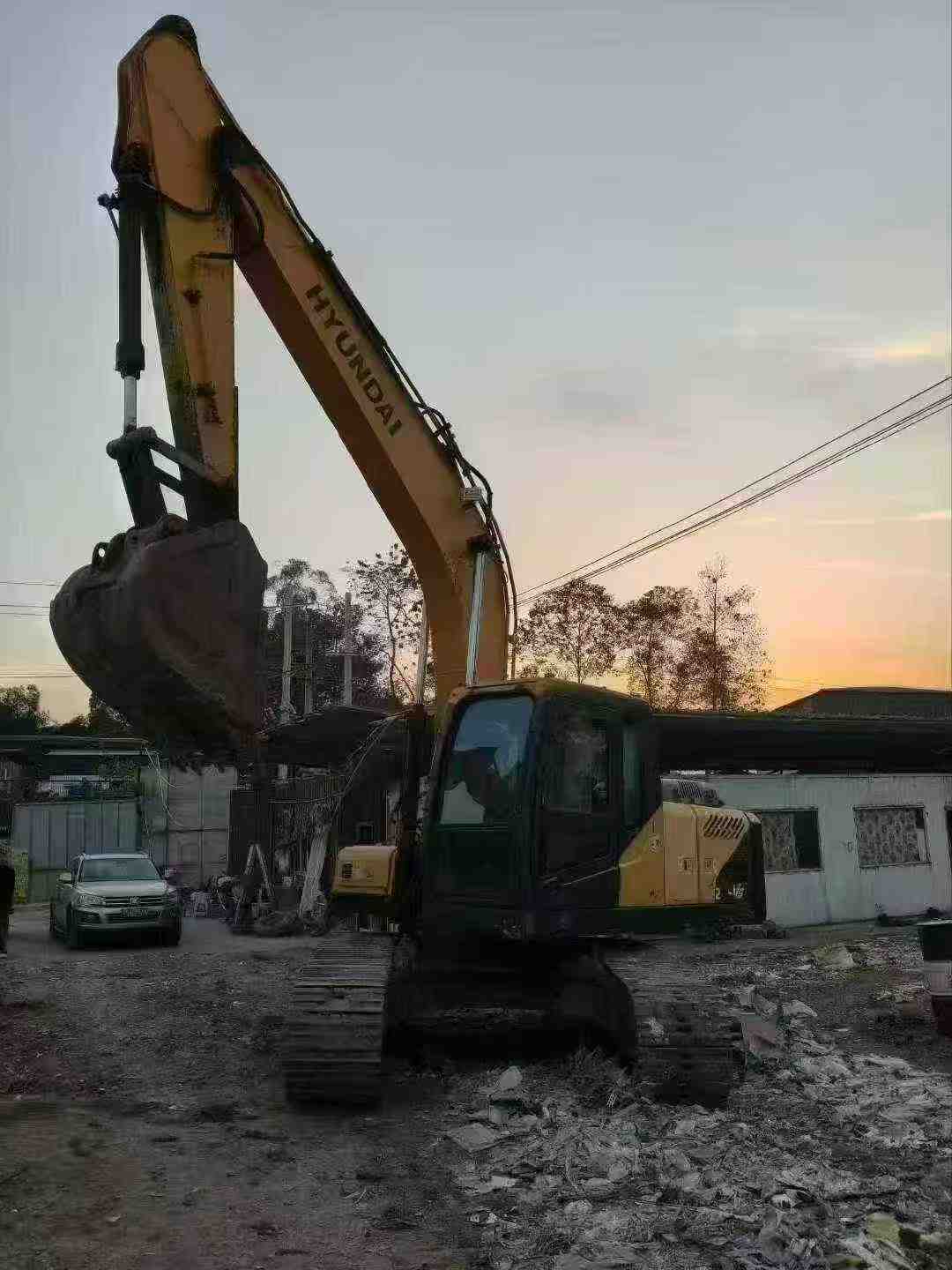 Used Hyundai R215VS Excavator 2018 Model / 5