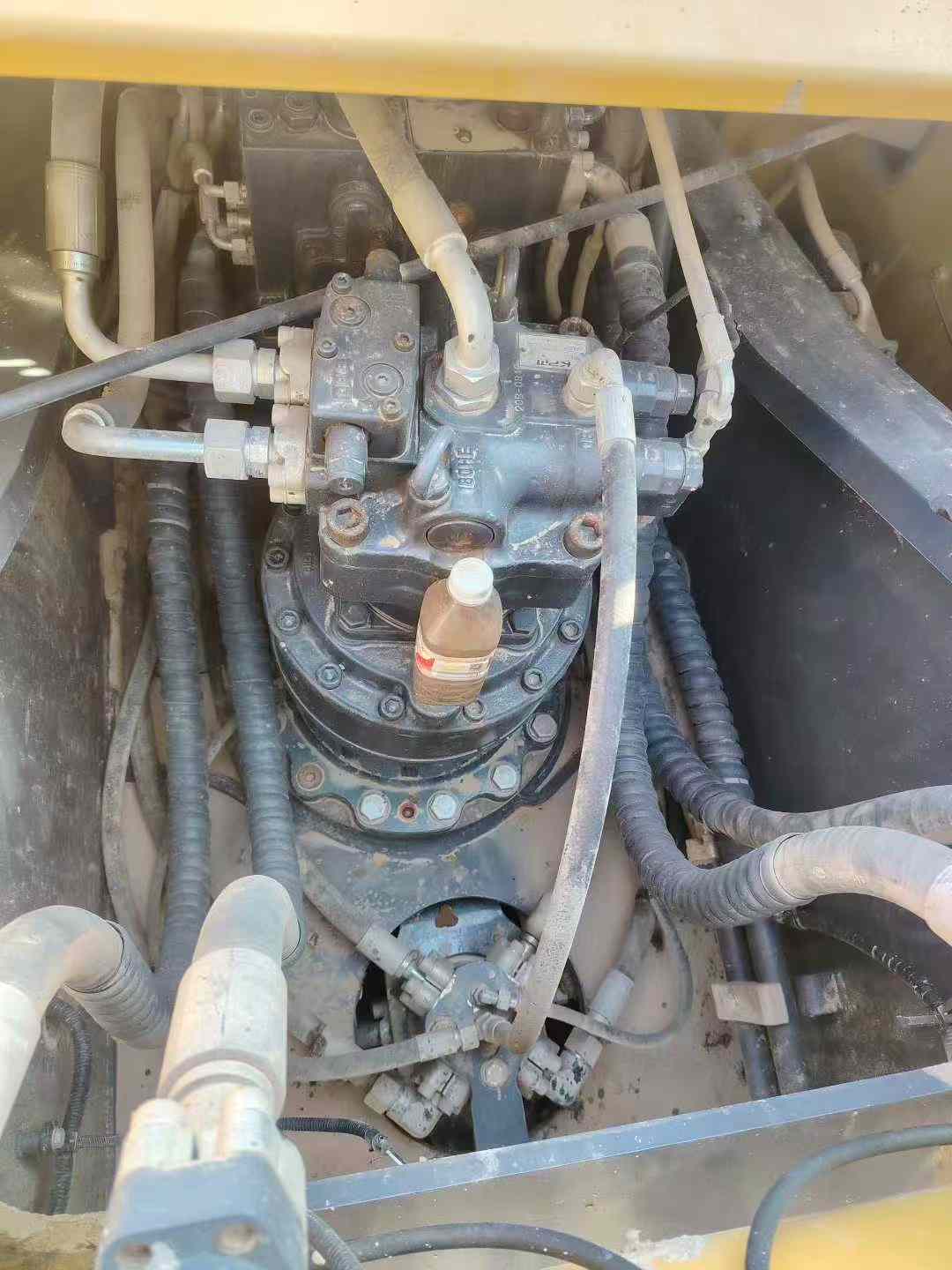 Used XCMG XE245GH Excavator 2021 Model / 8