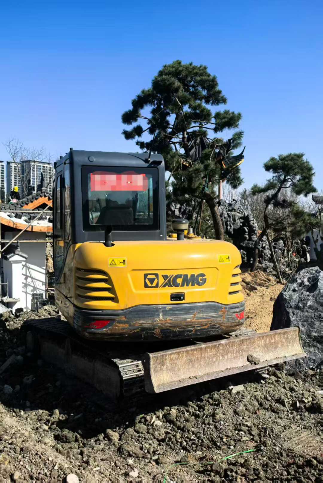 Used XCMG ZL60G Excavator 2022 Model / 6