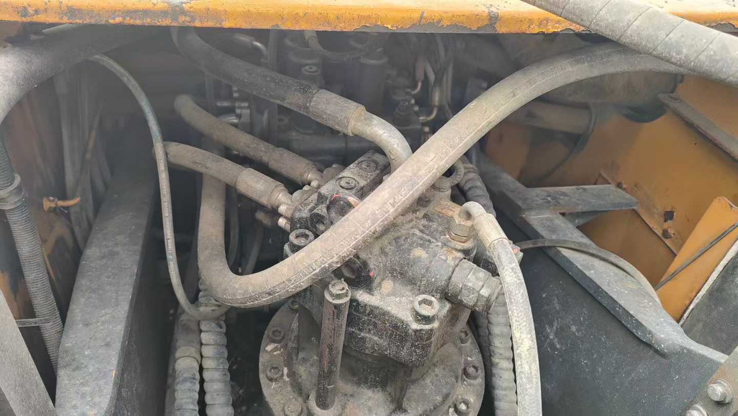 Used XCMG LW200 Excavator 2020 Model / 3