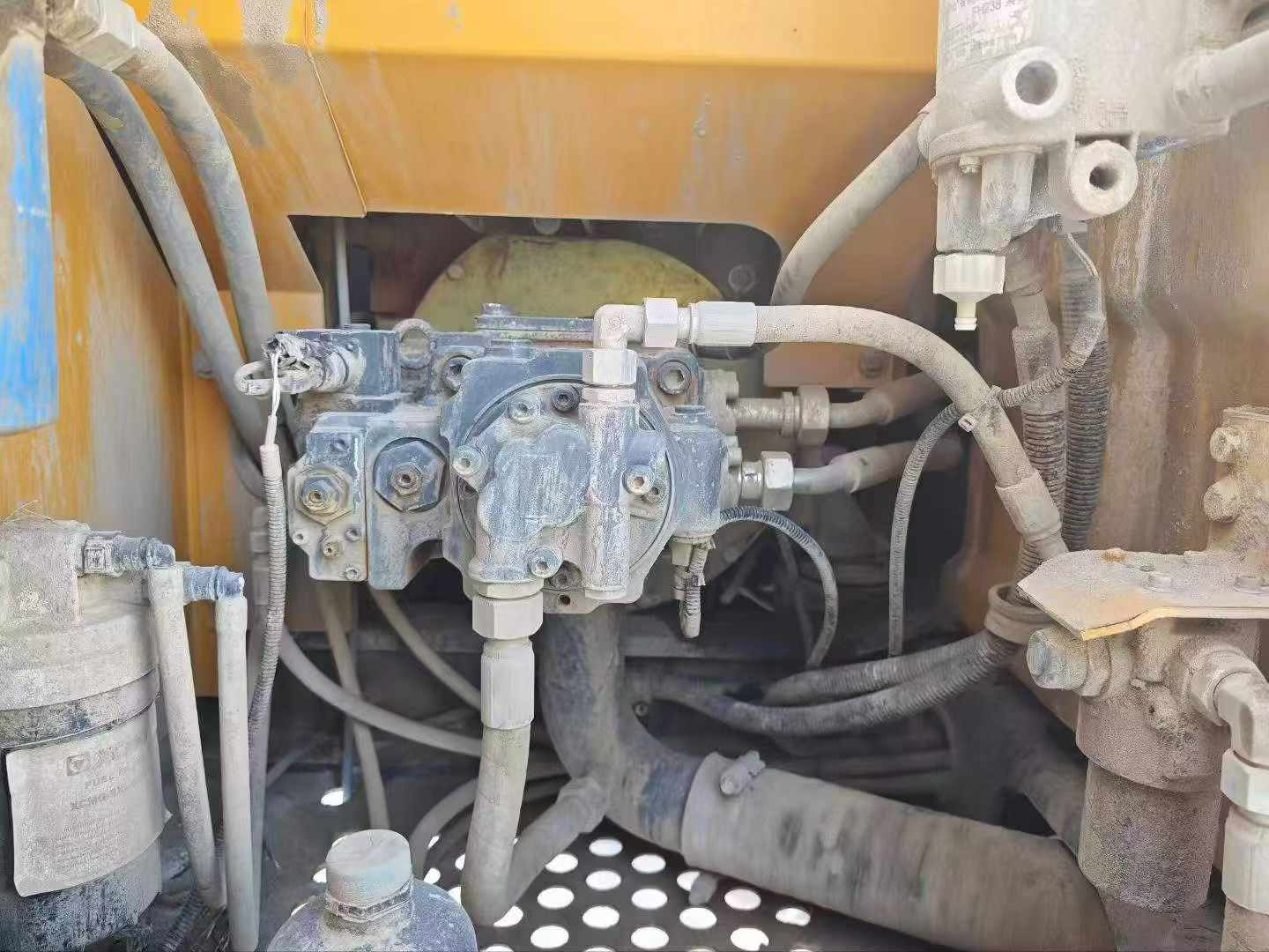 Used XCMG XE15 Excavator 2022 Model / 7