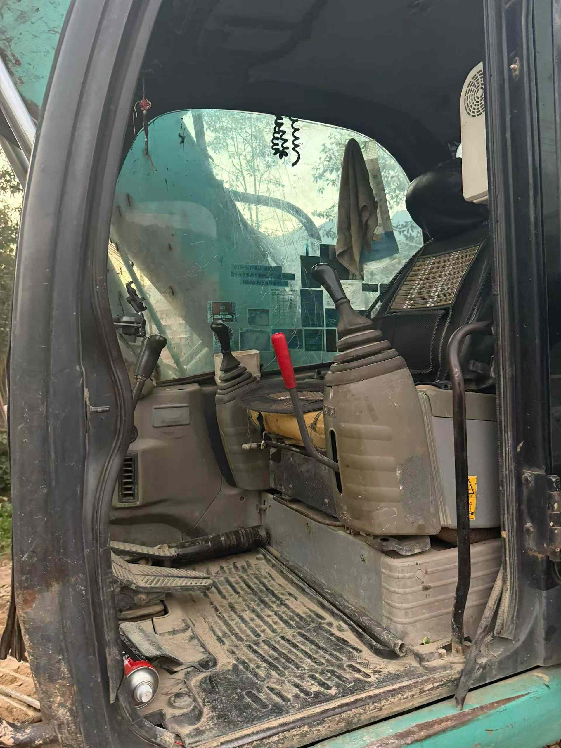 Used Kobelco SK135 Excavator 2016 Model / 8