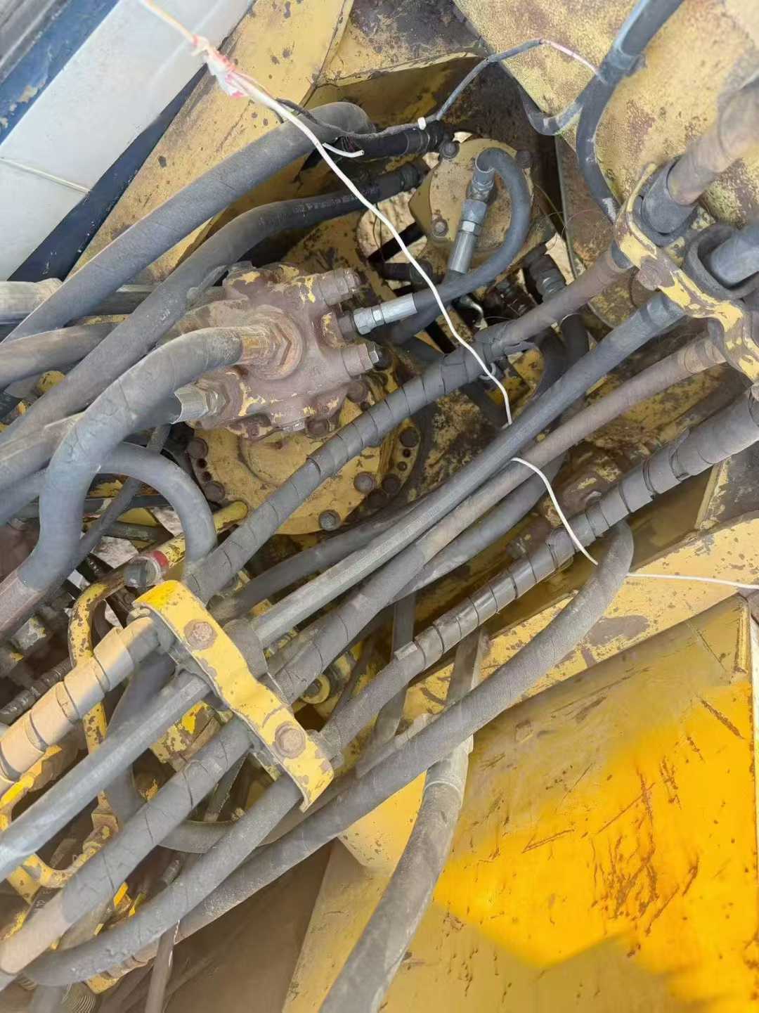 Used Komatsu PC120-5 Excavator 2016 Model / 4