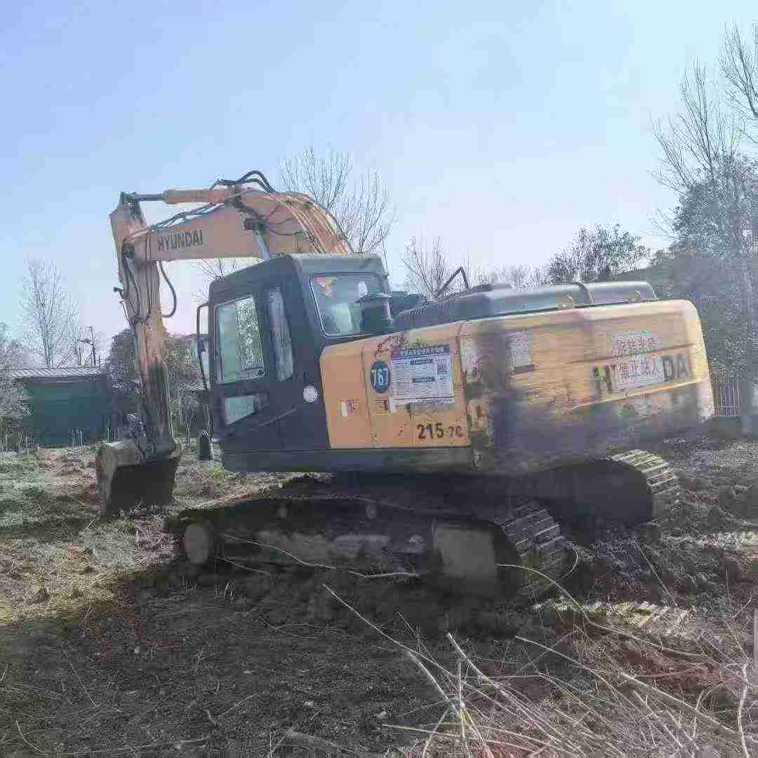 Used Hyundai R215VSN Excavator 2016 Model / 2