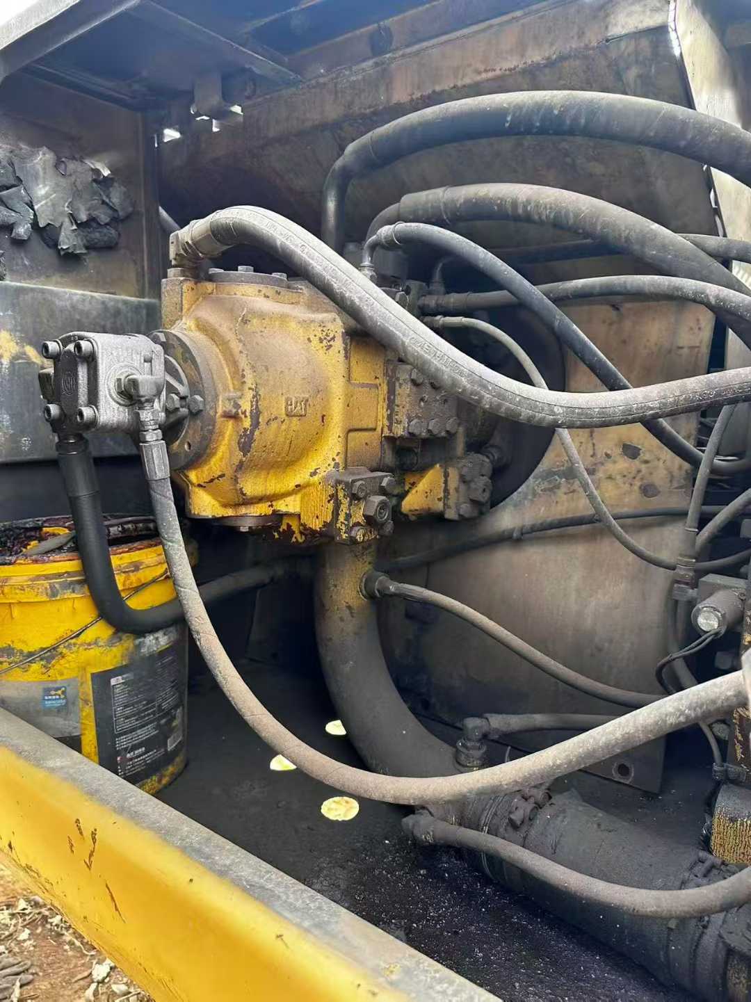 Used Caterpillar 320V2 Excavator 2016 Model / 4