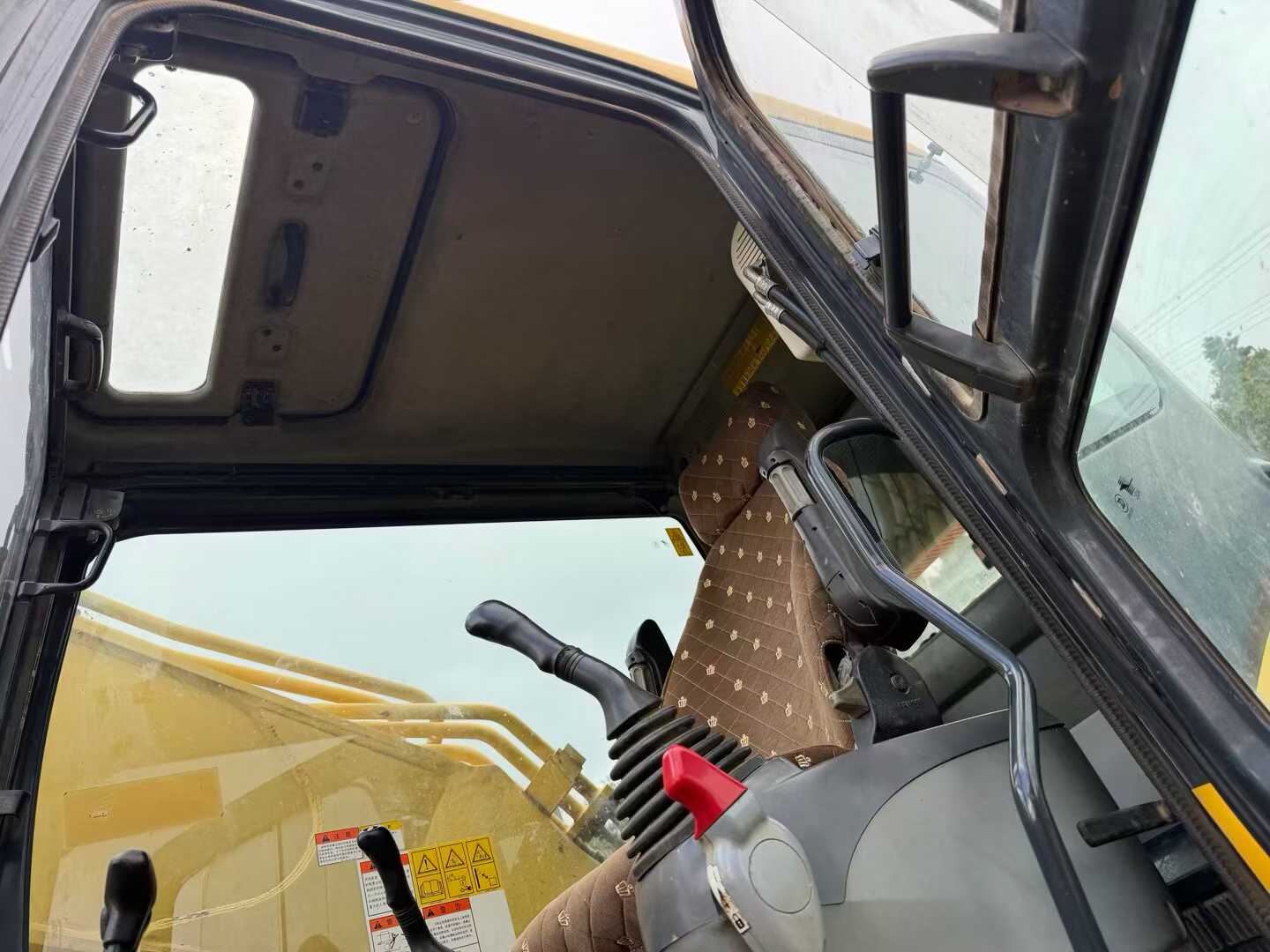 Used Komatsu PC60-7 Excavator 2011 Model / 2