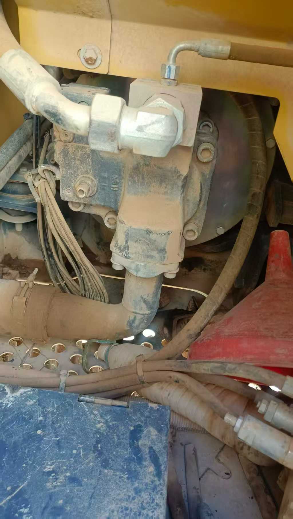 Used XCMG XE75WD Excavator 2018 Model / 6