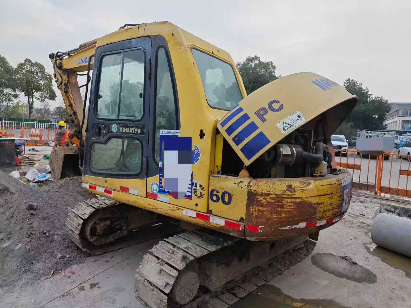 Used Komatsu PC60-7 Excavator 2010 Model / 2