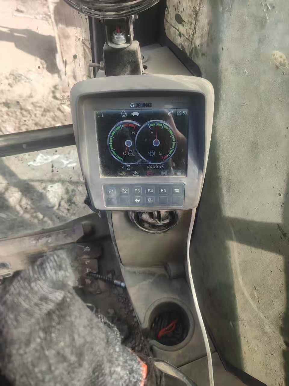 Used XCMG XE135GA Excavator 2016 Model / 4