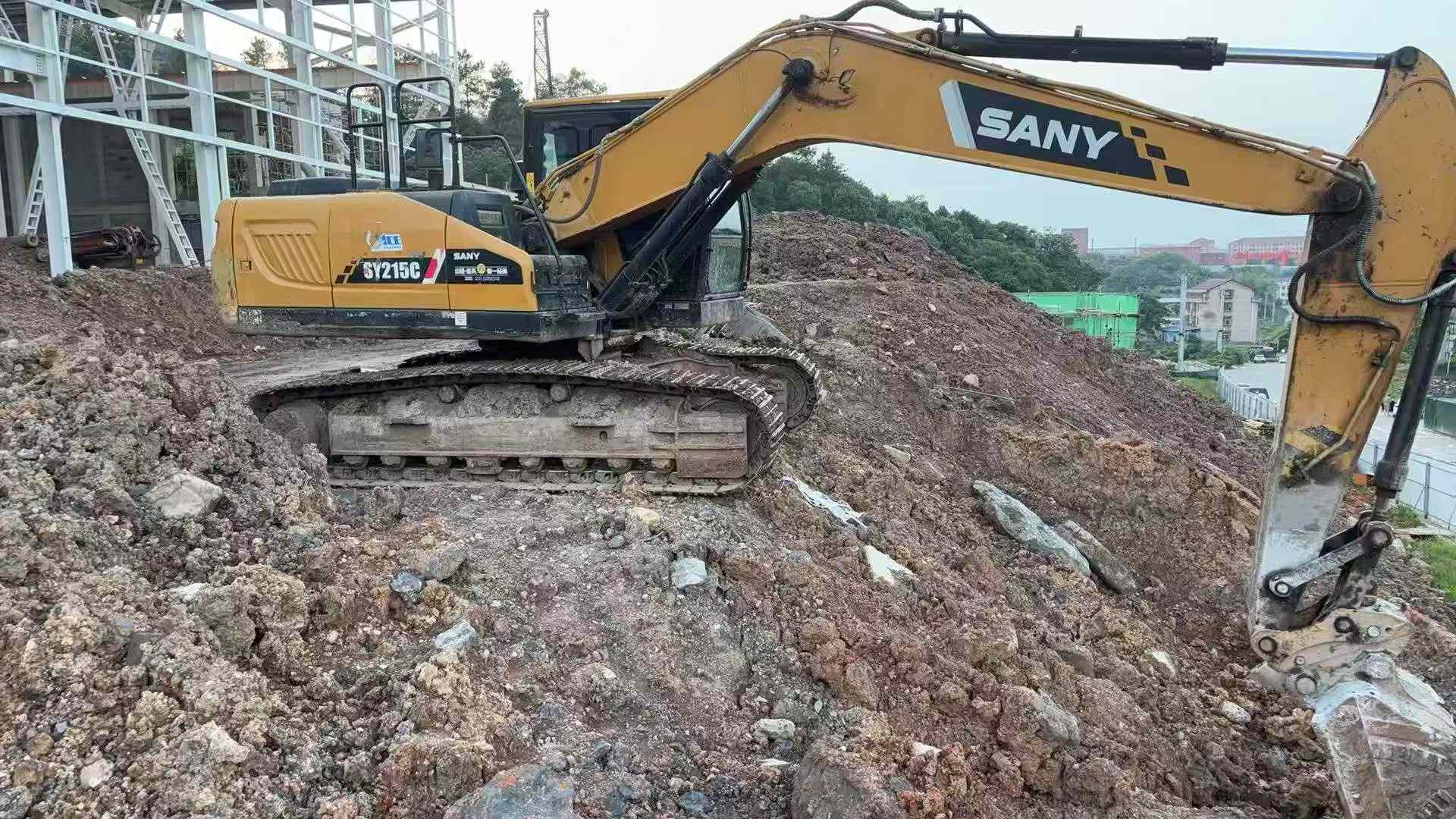 Used Sany SY215W Excavator 2018 Model / 3