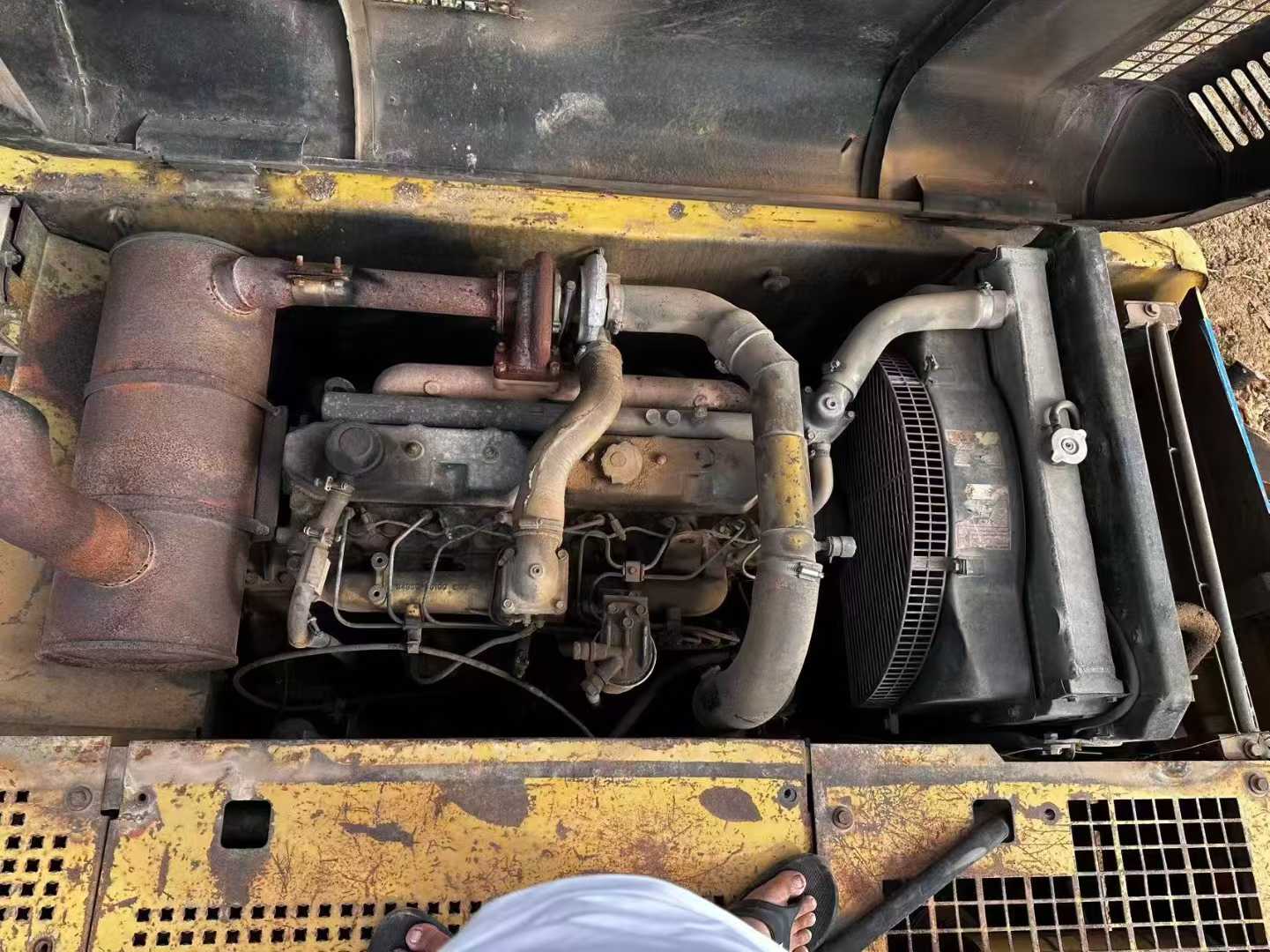 Used Caterpillar 320V2 Excavator 2016 Model / 2