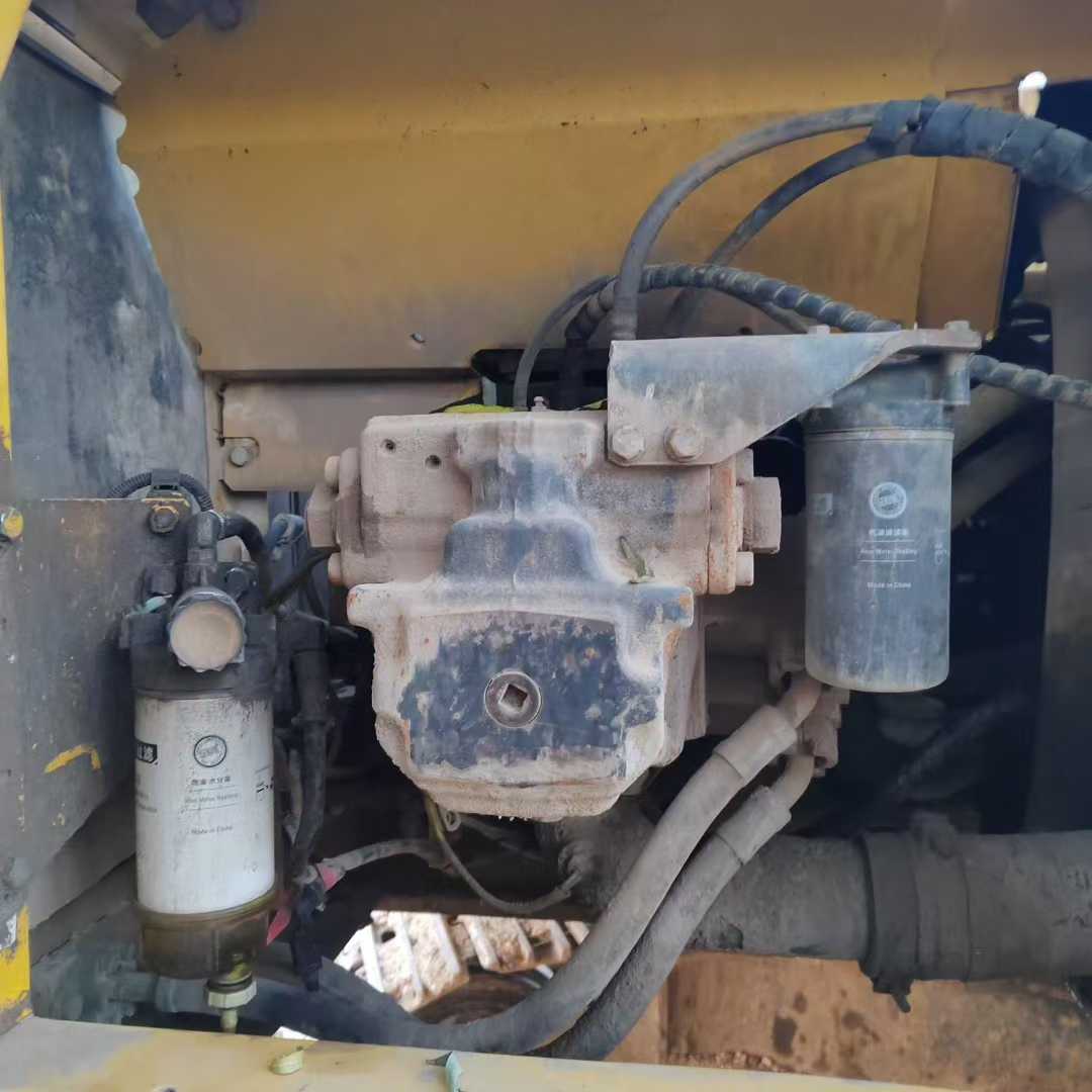 Used Komatsu PC210 Excavator 2016 Model / 2