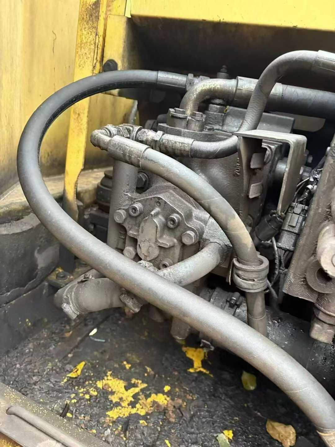 Used Komatsu PC120-6 Excavator 2016 Model / 3