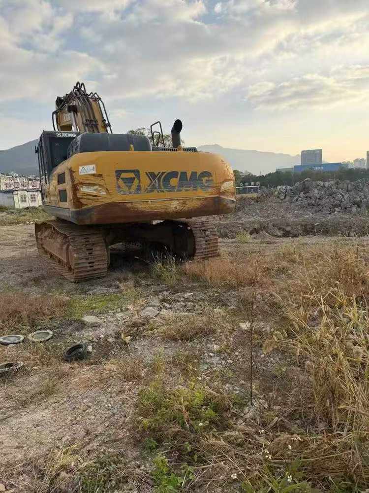 Used XCMG XE370 Excavator 2021 Model / 2