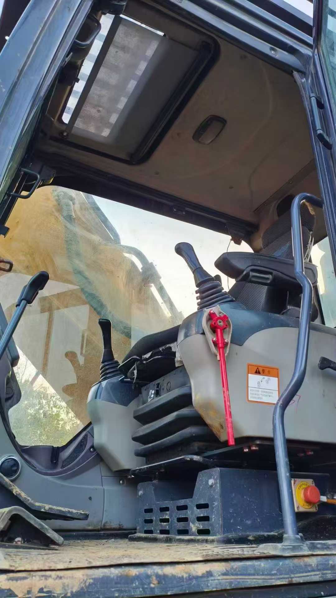 Used XCMG XE520DK Excavator 2020 Model / 7