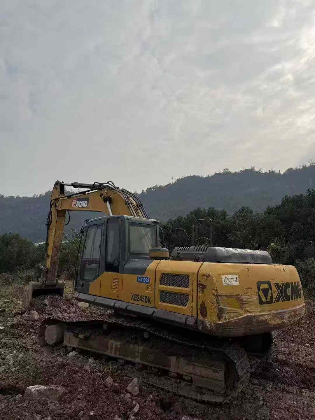 Used XCMG XE245DK Excavator 2020 Model / 7