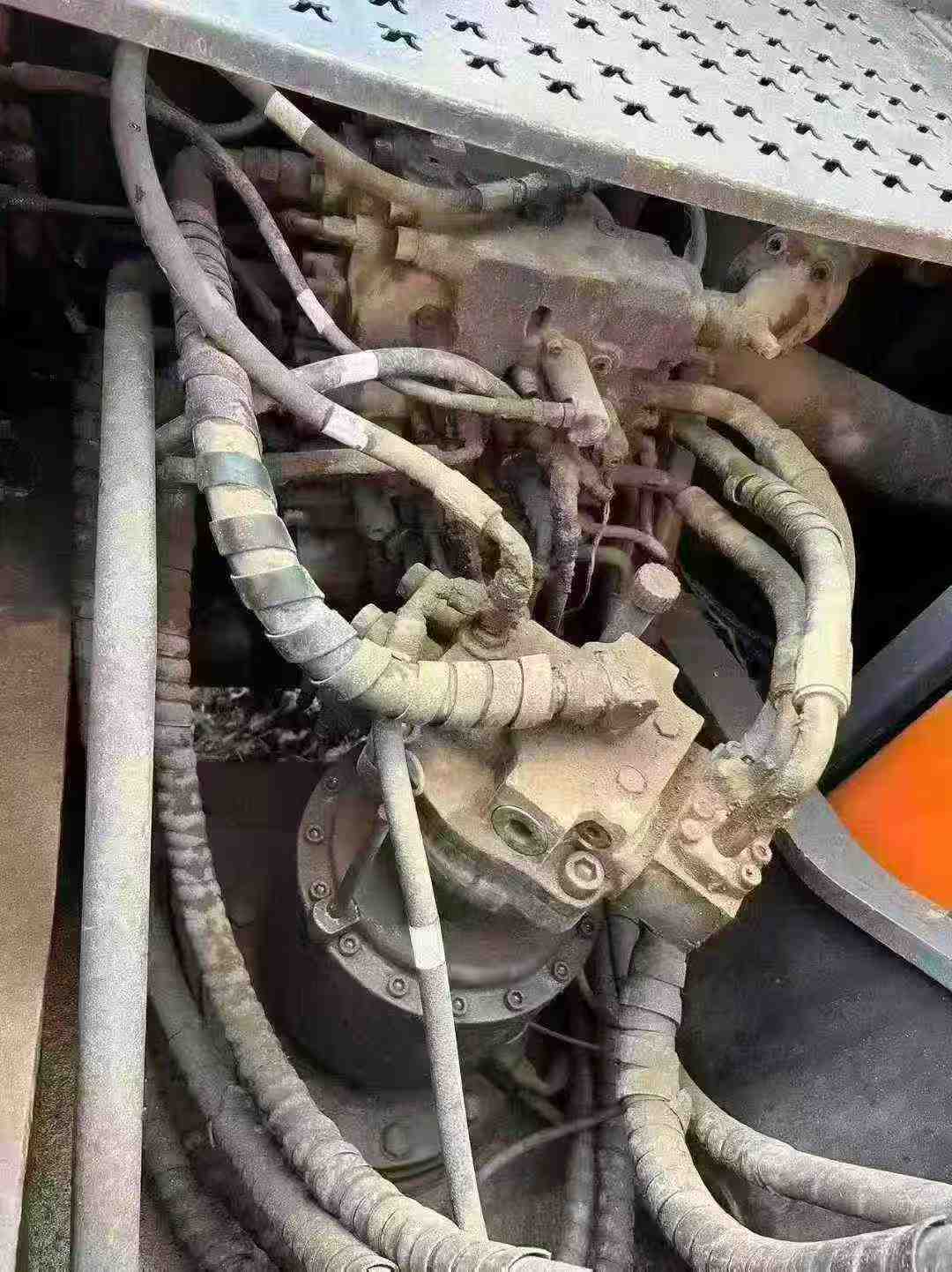 Used Doosan DH220 Excavator 2020 Model / 7