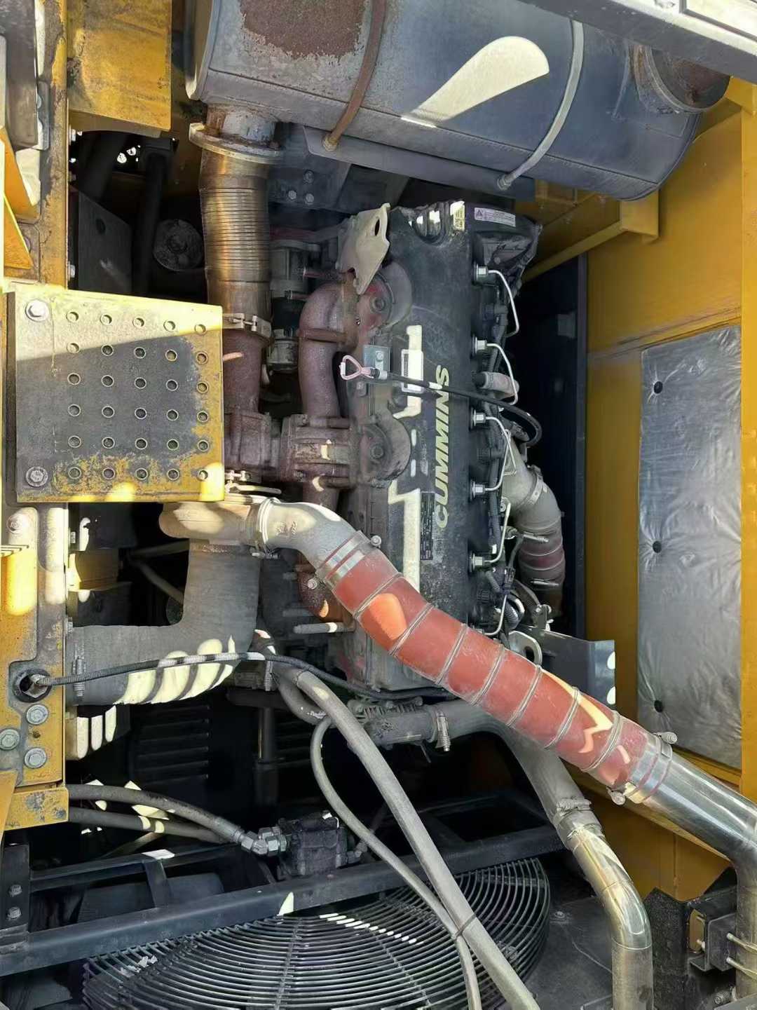 Used XCMG XE60 Excavator 2022 Model / 3