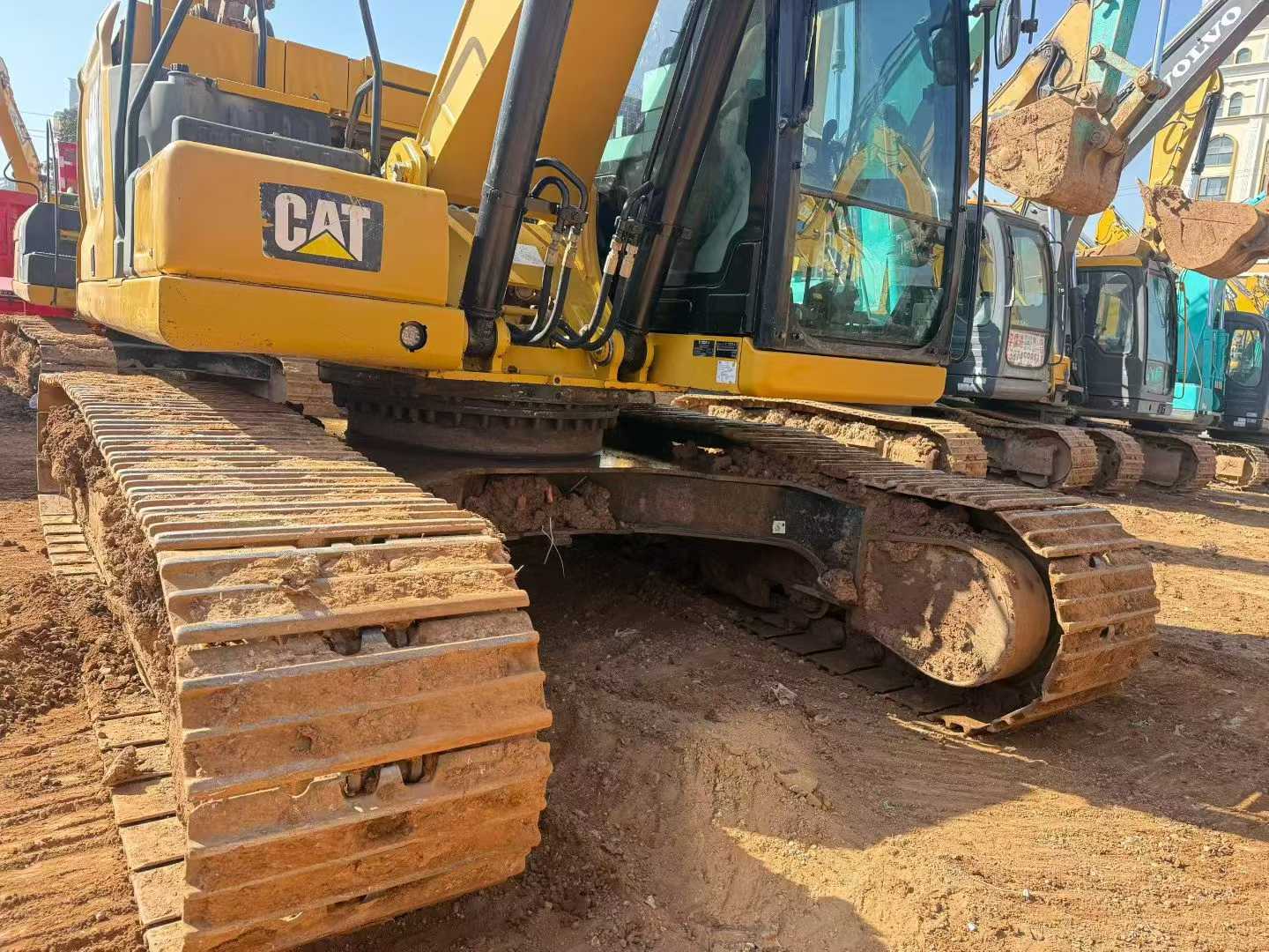 Used Caterpillar 323 Excavator 2018 Model / 7