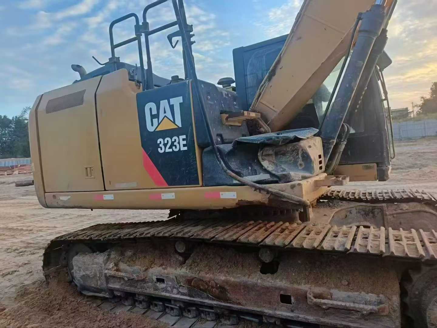 Used Caterpillar 320E Excavator 2016 Model / 7