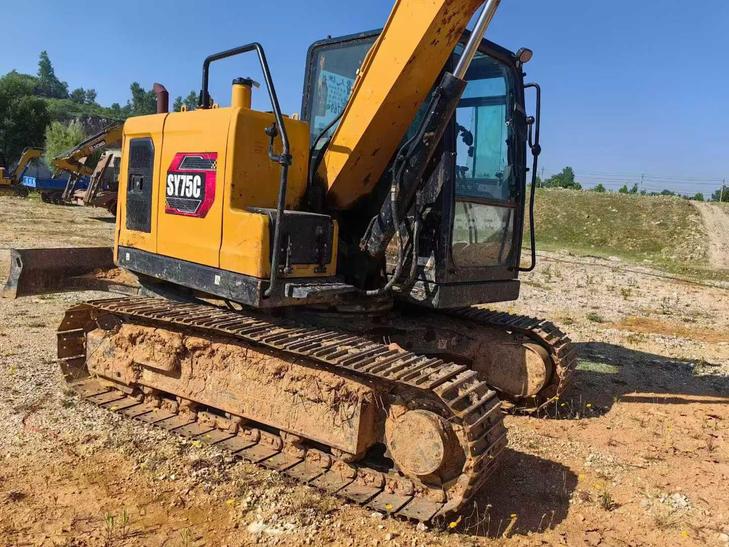 Buy Sany SY75 Used Excavator / 1