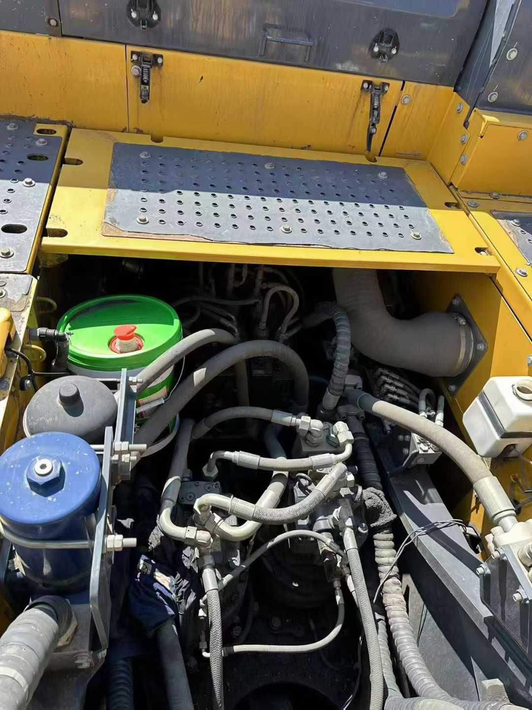 Used XCMG XE60 Excavator 2022 Model / 4