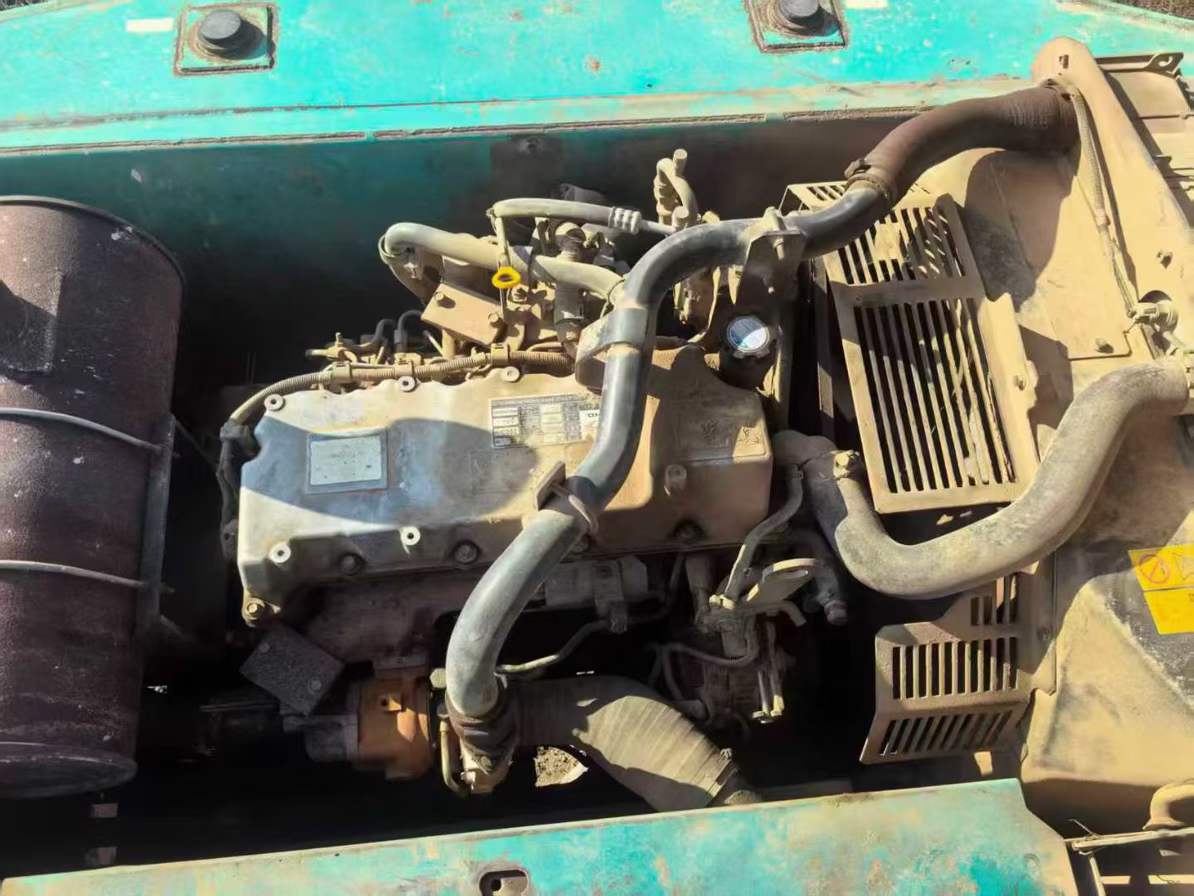 Used Kobelco SK210 Excavator 2016 Model / 2