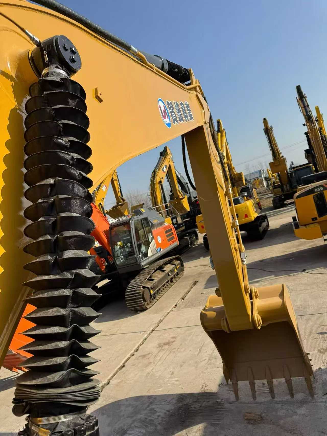 Used Caterpillar 320D Excavator 2016 Model / 4