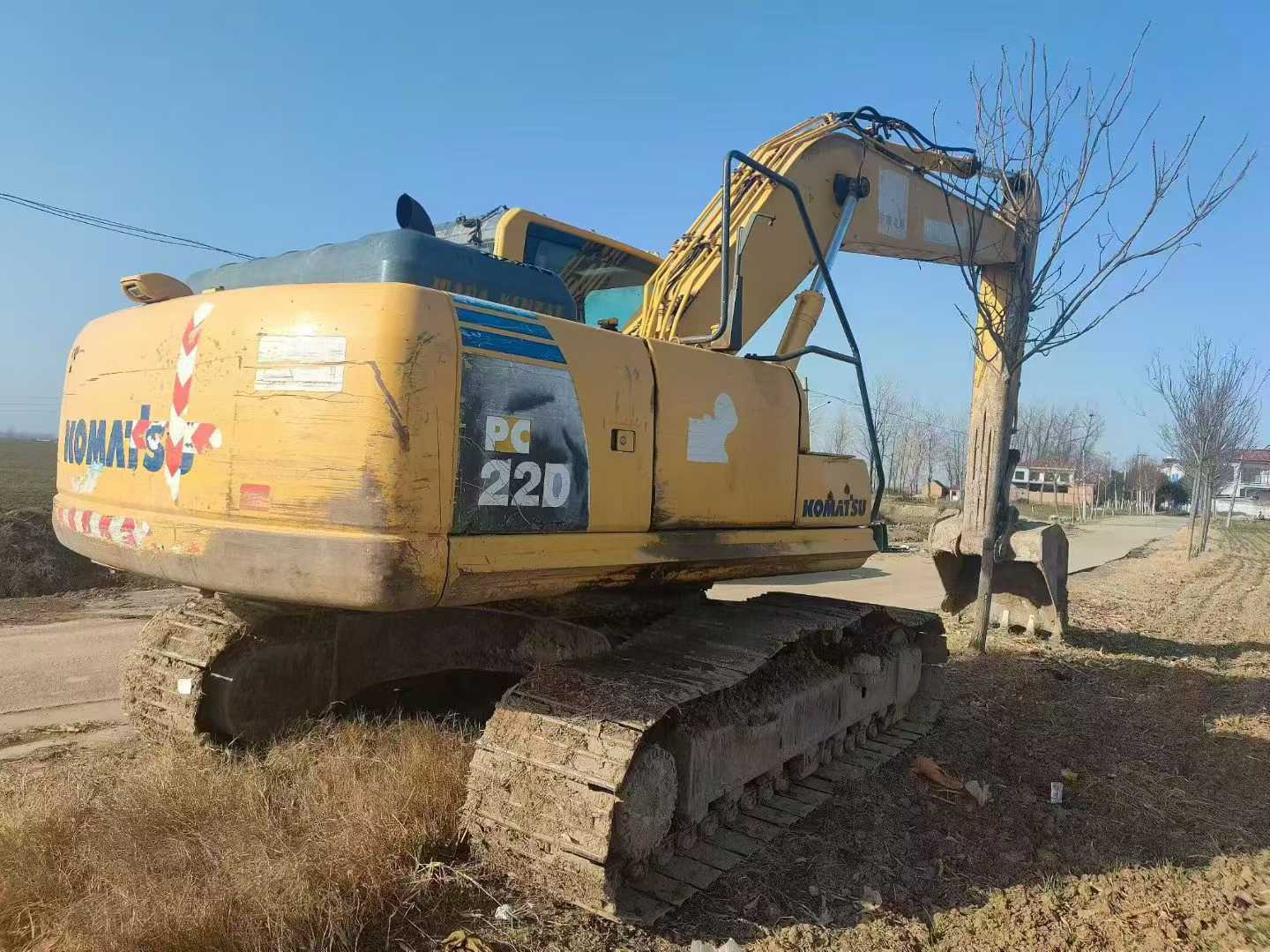Buy Komatsu PC200-8N1 Used Excavator / 3 Used Komatsu PC200-8N1 Excavator 2016 Model / 3
