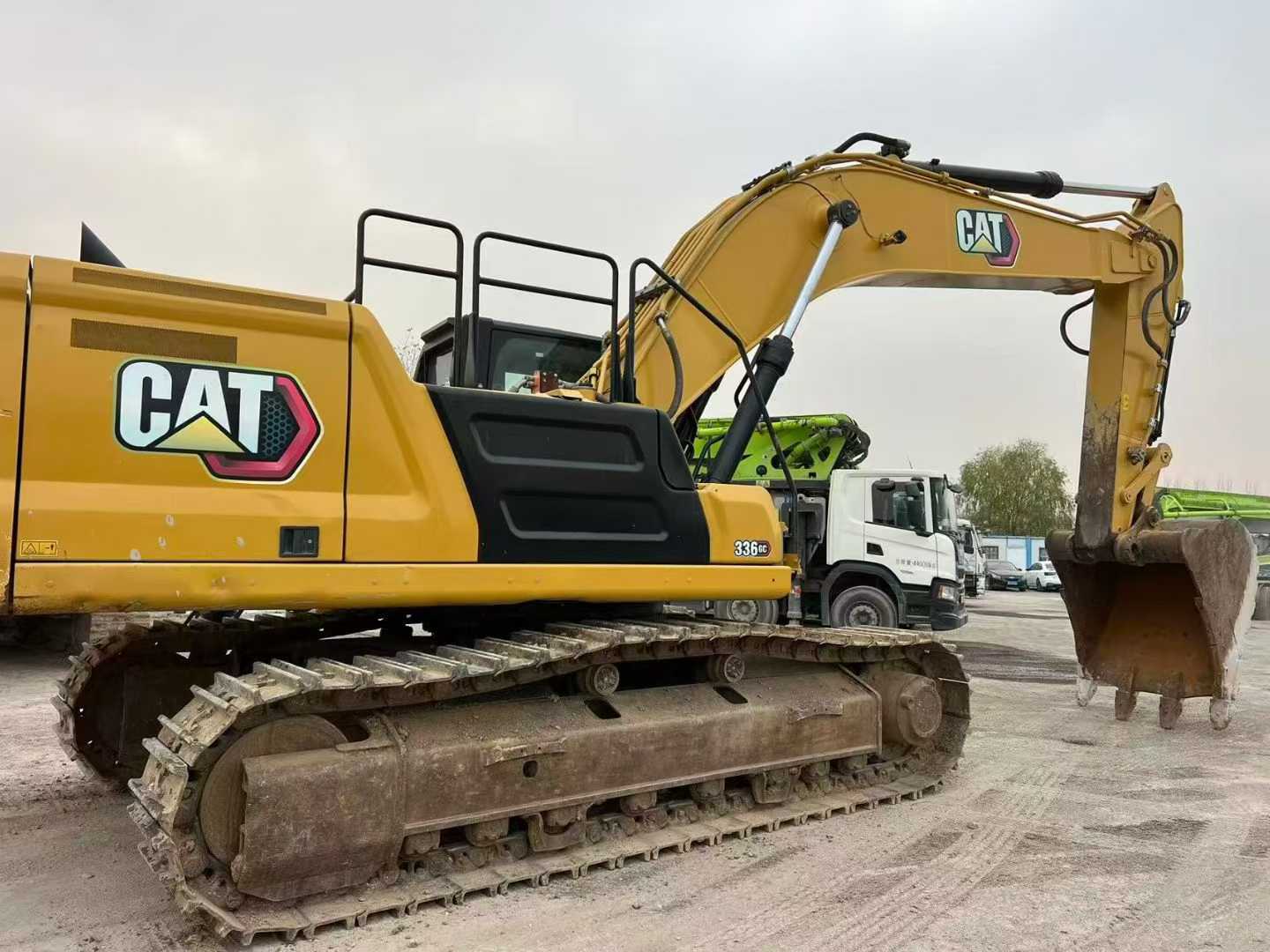 Used Caterpillar 336FLH Excavator 2021 Model / 3