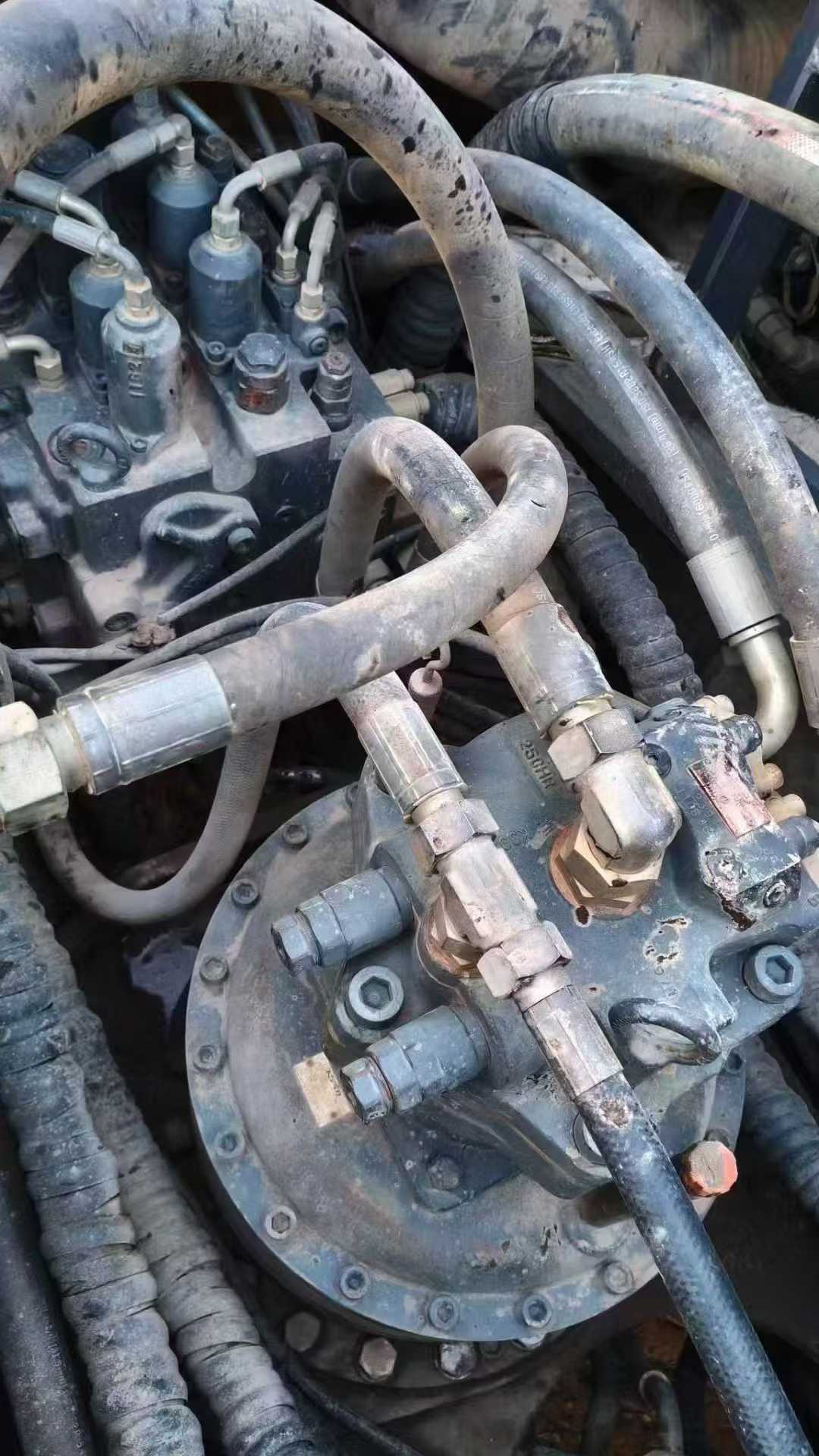 Used XCMG XE520DK Excavator 2020 Model / 3