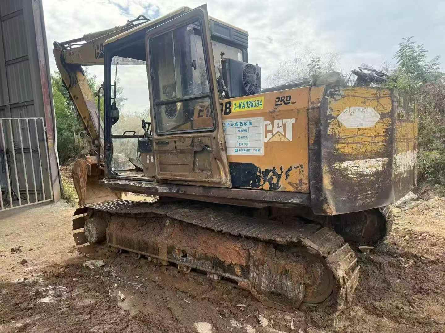 Used Caterpillar CT20 Excavator 2016 Model / 2
