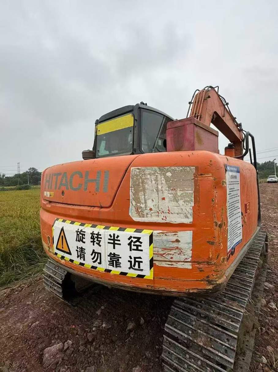 Used Hitachi ZX70-5G Excavator 2014 Model / 7