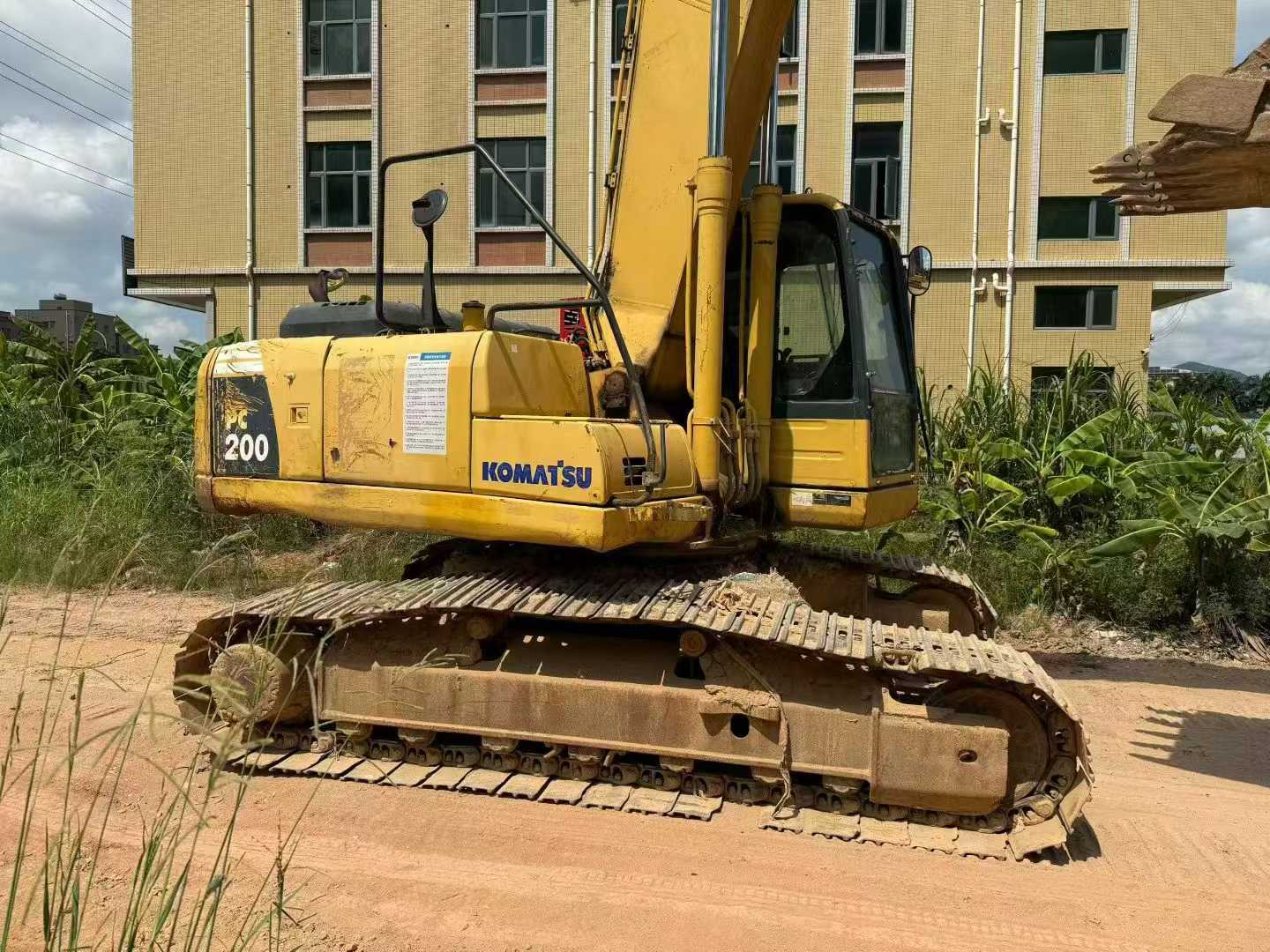 Used Komatsu PC200-8 Excavator 2016 Model / 2