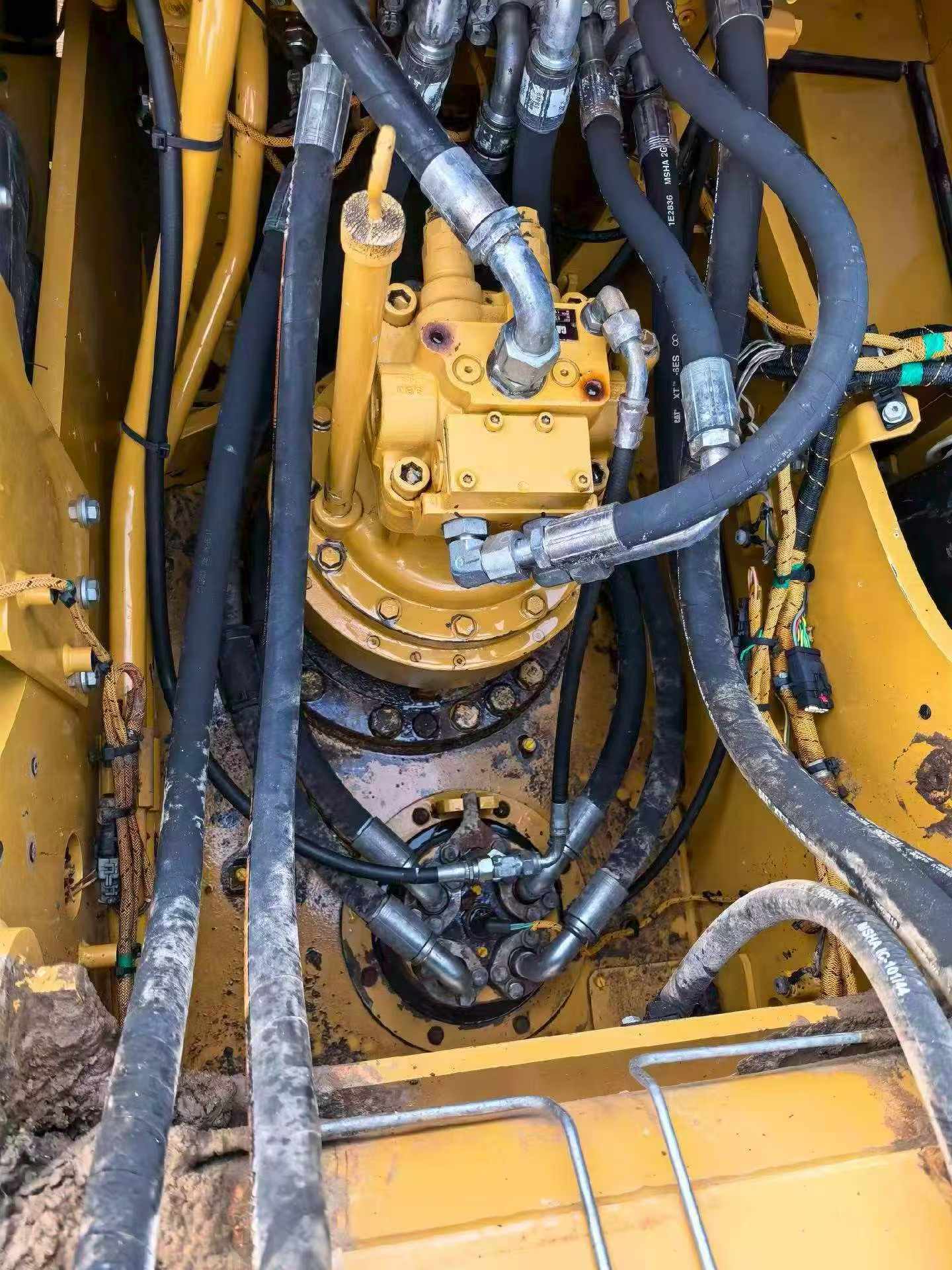 Used Caterpillar CT20 Excavator 2020 Model / 5