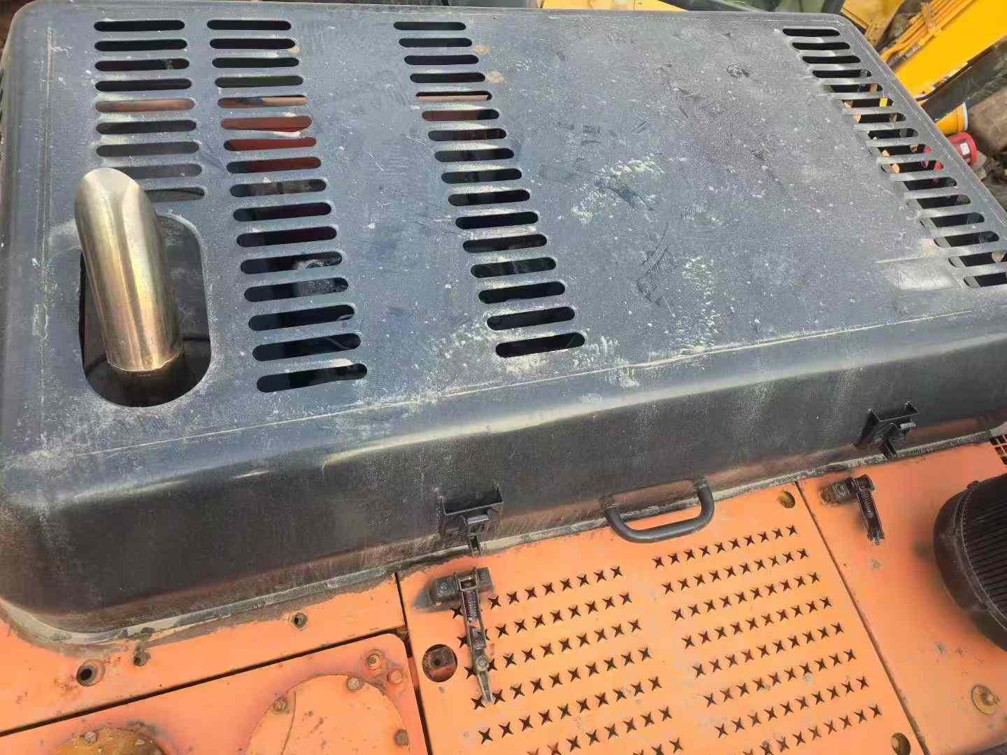 Used Doosan S225 Excavator 2016 Model / 8