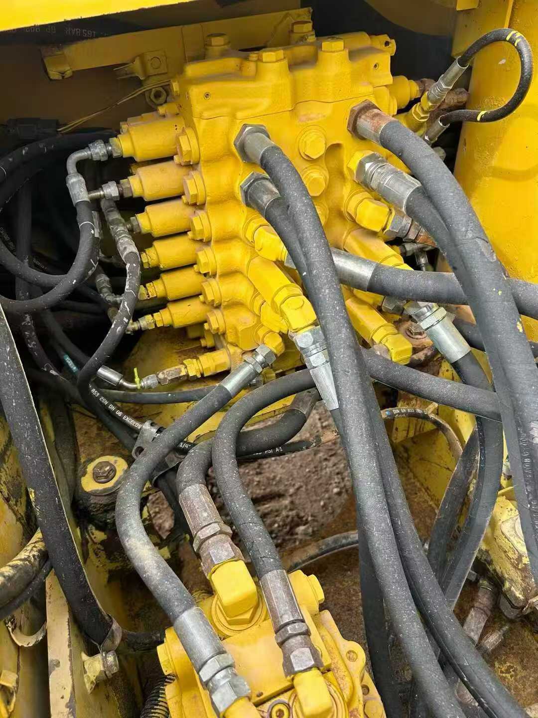 Used Komatsu PW100 Excavator 2016 Model / 6