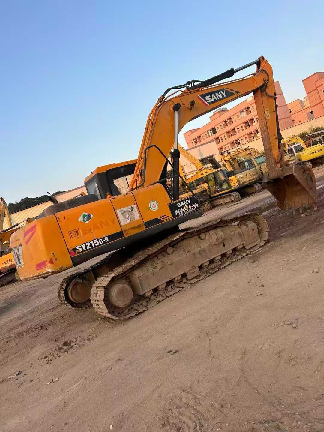 Used Sany SY215W Excavator 2016 Model / 3