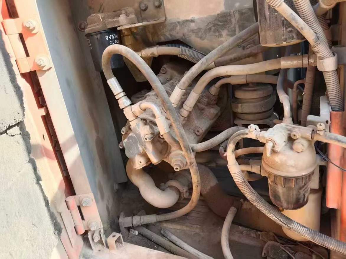 Used Hitachi ZX70-5G Excavator 2014 Model / 6