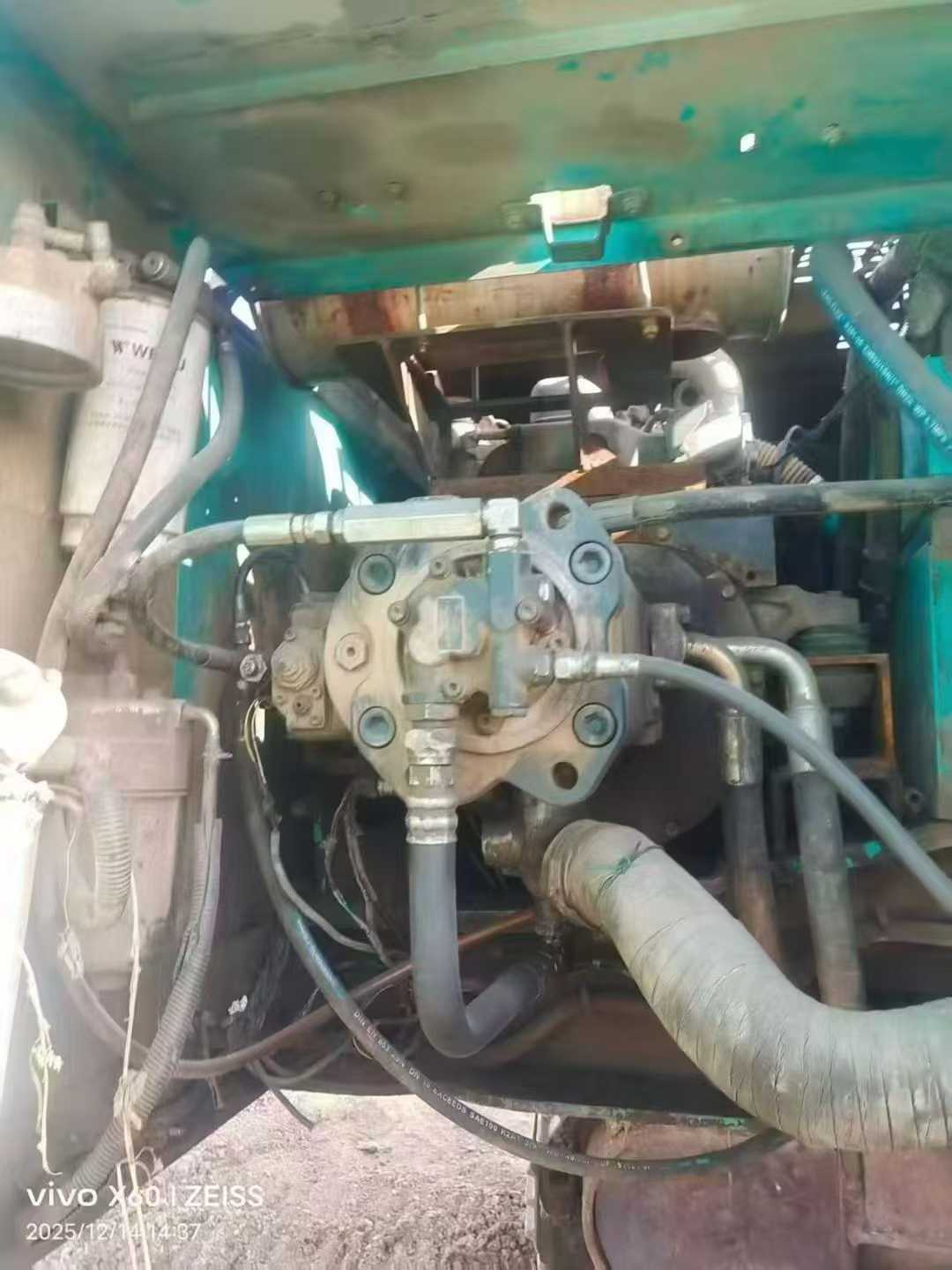 Used Kobelco SK250 Excavator 2012 Model / 4