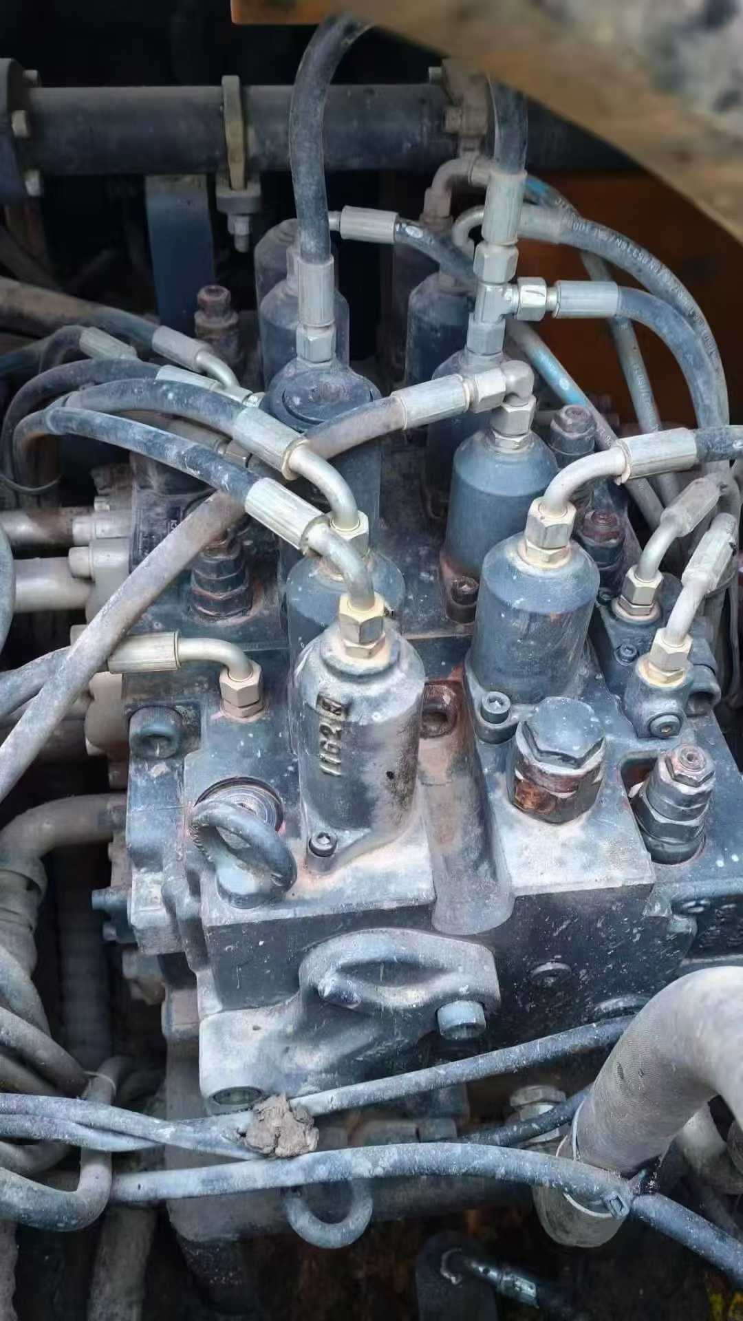 Used XCMG XE520DK Excavator 2020 Model / 4