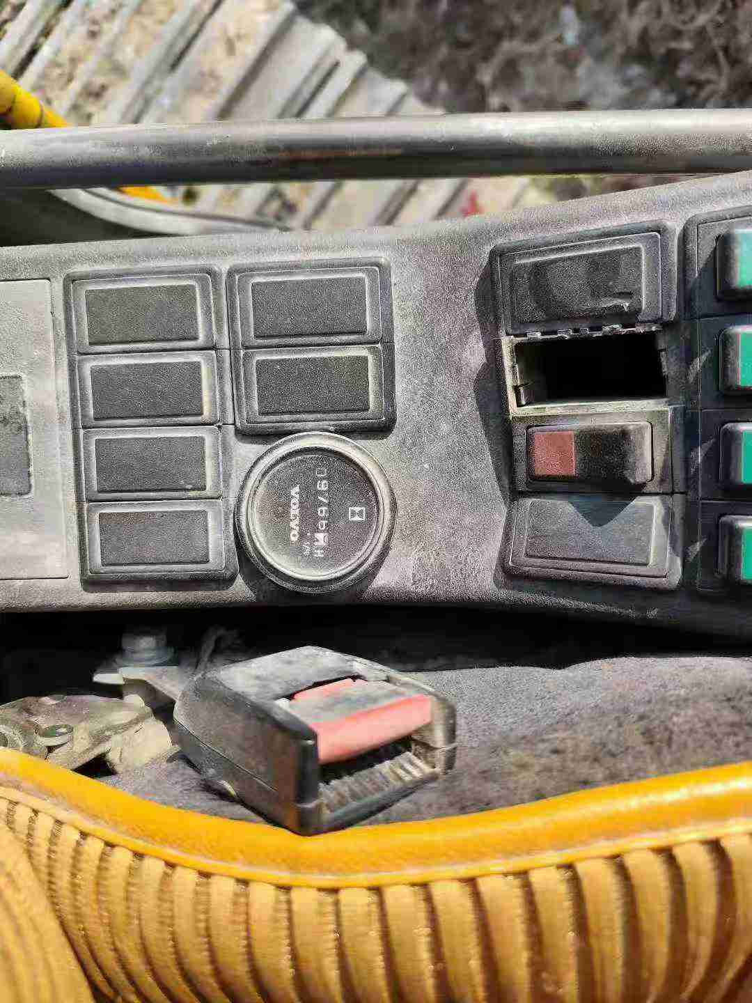 Used Volvo EC290 Excavator 2013 Model / 6